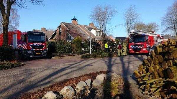 Brandweer rukt uit voor schoorsteenbrand Kerkenveld