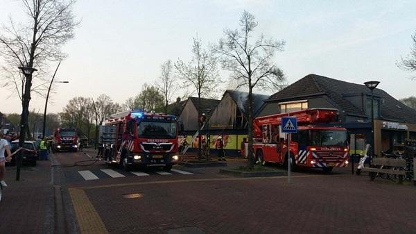 Supermarkt in Rolde minstens een week dicht na brand