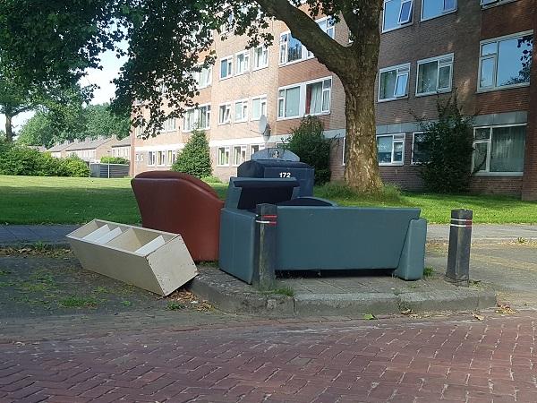 Opnieuw grof vuil gedumpt in Assen