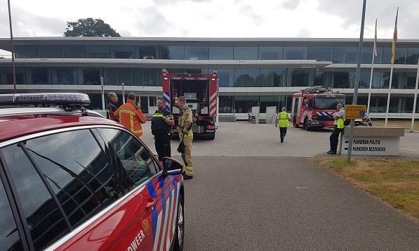 Gemeentehuis in Vries korte tijd ontruimd door brandmelding