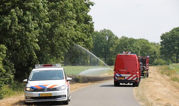 Natuurbrandje aan de Diekeveenseweg in Westerbork