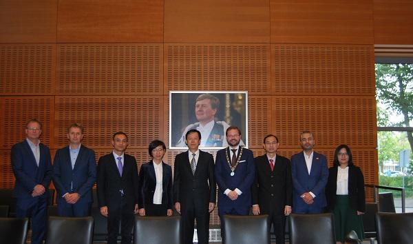 Werkbezoek van Chinese delegatie uit Haikou aan Meppel