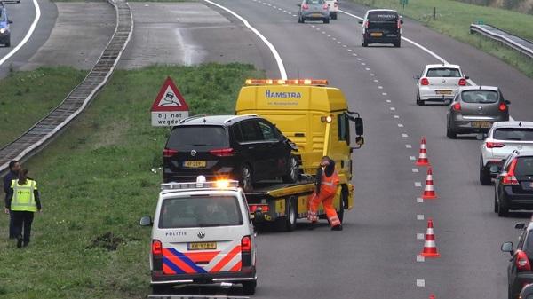 A28 tijdelijk dicht wegens ongeval met vrachtwagen