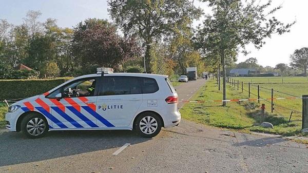 Mogelijk gedumpt chemisch drugsafval gevonden achter boerderij Zuidwolde (video)