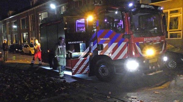 Bewoner ademt rook in bij keukenbrand