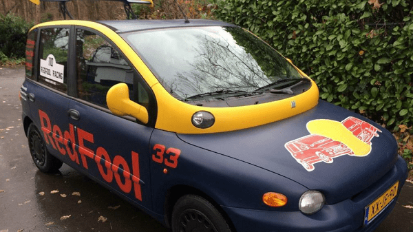 Te koop: Fiat Multipla red fool Max verstappen editie