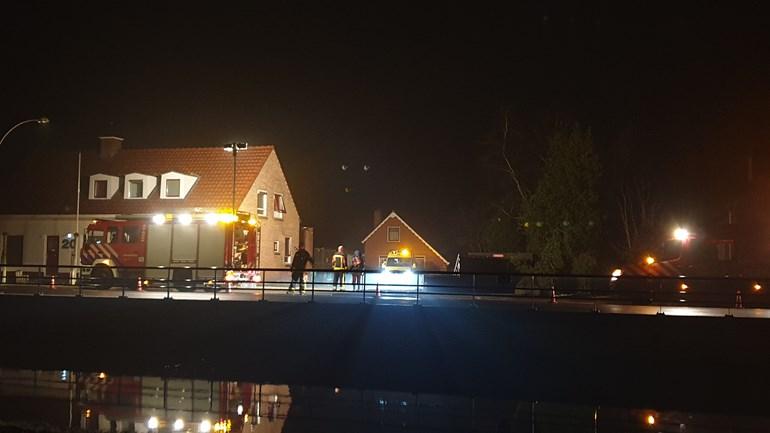 Brandweer haalt persoon uit woning in Smilde