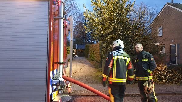 Brandweer Smilde voorkomt erger bij schuurbrand Bovensmilde