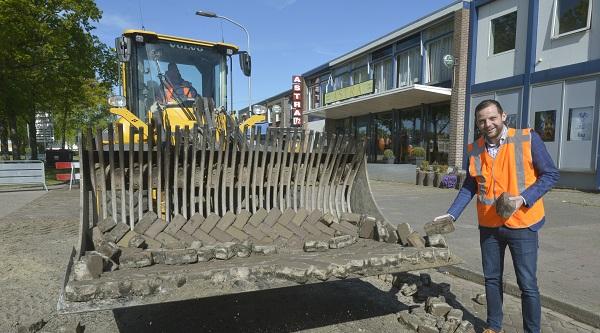 Herinrichting Marktplein en omgeving in Klazienaveen