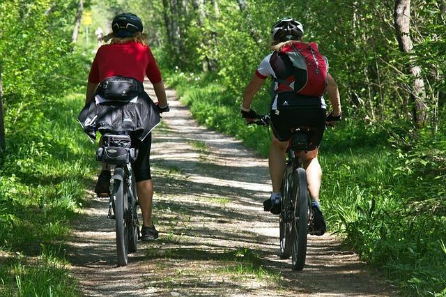 Politie waarschuwt mountainbikers voor gespannen draden