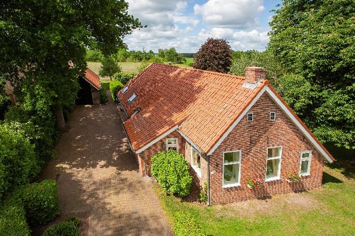 Te koop in Eexterveen: keurig onderhouden woonboerderij