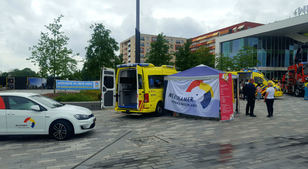 Meldkamer Noord-Nederland geeft voorlichting tijdens Kinderfeest Emmen