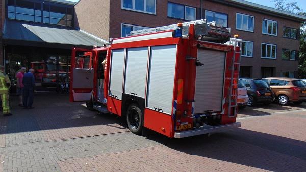 Brandende doek zorgt voor brandweer inzet in Vries