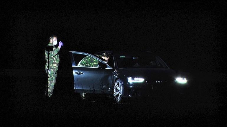 A28 uren afgesloten wegens onderzoek naar explosieven (video)