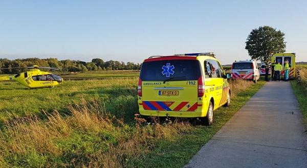 Groep wielrenners botsen hard op groep fietsende kinderen; 4 gewonden