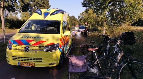 Twee gewonden na botsing met vier e-bikers