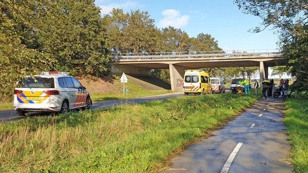 Scooterrijder gewond na val op glad fietspad