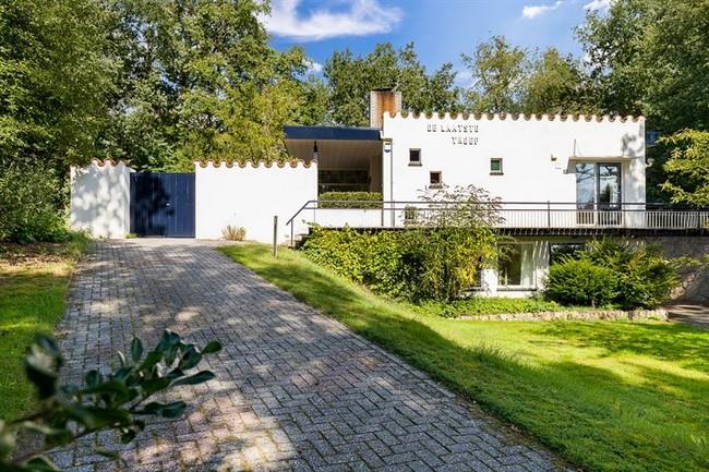 Te koop in Drouwen: royale villa met inpandige garage