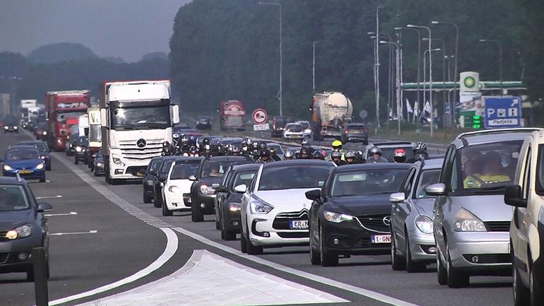 Drukke ochtendspits op de A28 door meerdere ongevallen