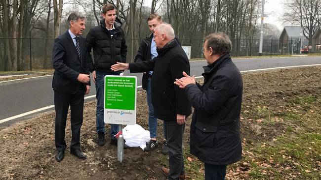 Nieuwe rotonde Tynaarlo geopend