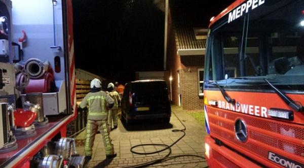 Veel schade na brand op zolder van woning Ruinerwold (Video)