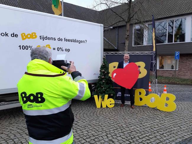 OfficiÃ«le aftrap Drentse Bob-campagne in Roden Wethouder Alex Wekema is vriend van Bob