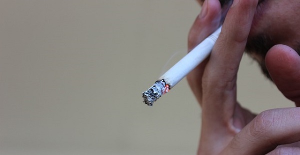 Stoppen met roken-campagne â€˜PUURâ€™ belangrijke stap naar rookvrije generatie