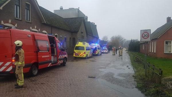 Traumahelikopter ingezet voor ernstig gewonde bij bedrijfsongeval in Hijken (video)