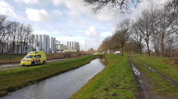 Traumahelikopter ingezet voor ernstig gewonde man (video)