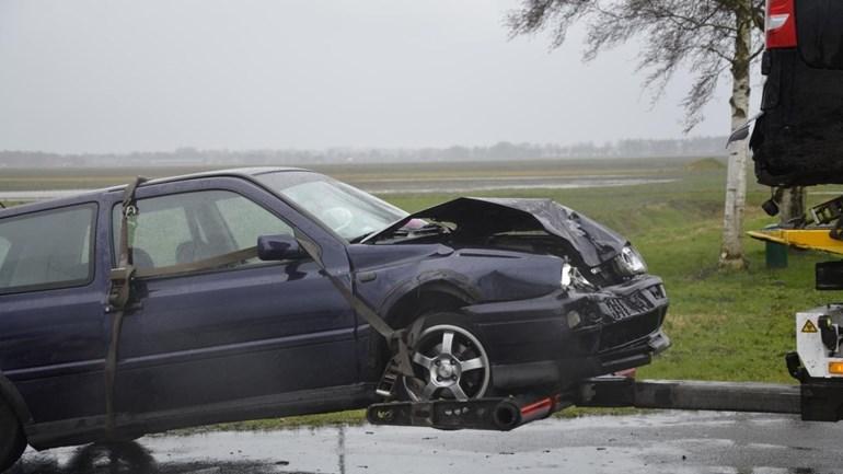 Veel schade bij ongeval op de Drentse Mondenweg