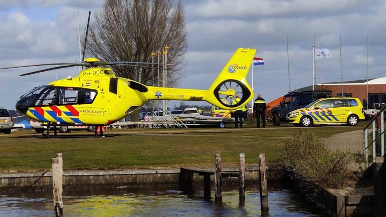 Man (18) overleden na te water raken tijdens surfen