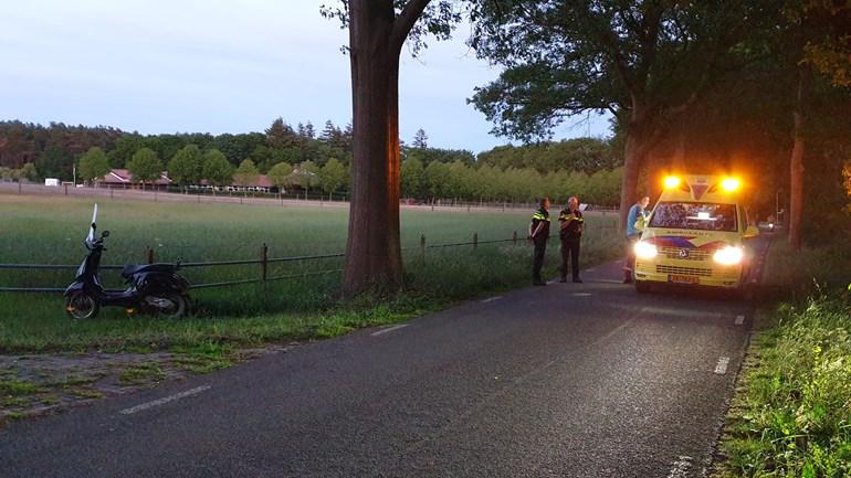 Traumahelikopter ingezet bij ongeval met scooter