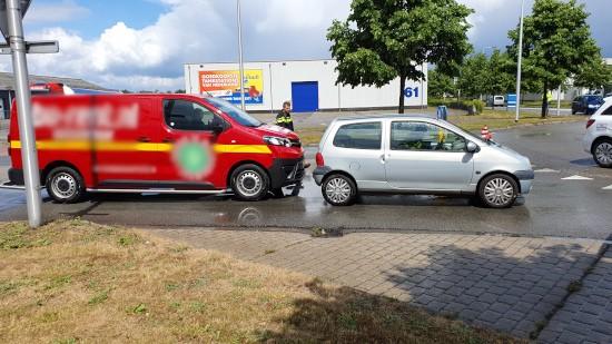 Gewonden bij kop-staartbotsing (Video)