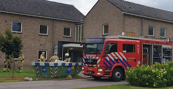Brandweer rukt uit voor brand in slaapkamer bij GGZ Beilen (Video)