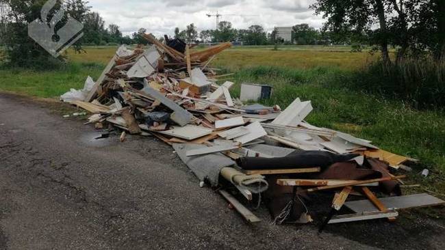 Verdachte aangehouden voor illegale afvaldumpingen in Groningen en Drenthe