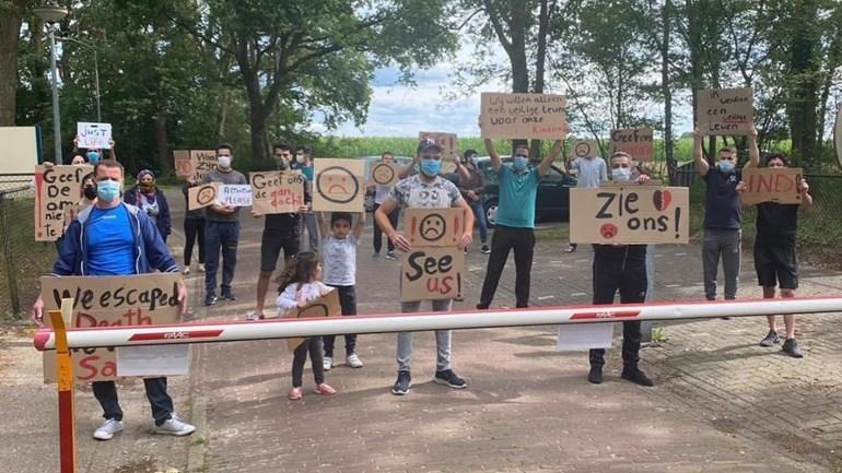 Asielzoekers in Drenthe demonstreren tegen lange wachttijden