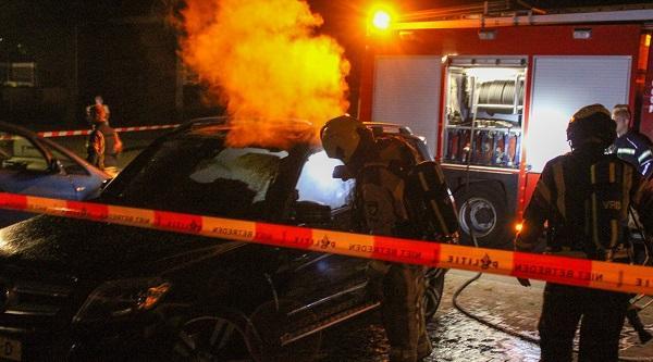Opnieuw auto in brand gestoken in Emmen