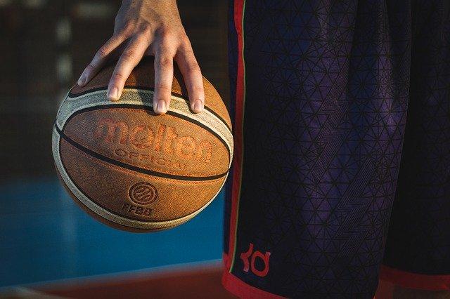 Voorronde bekertoernooi basketbalcup Flying Red op 29 augustus