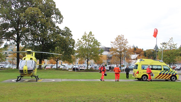 Traumahelikopter ingezet voor transport naar ziekenhuis in Groningen