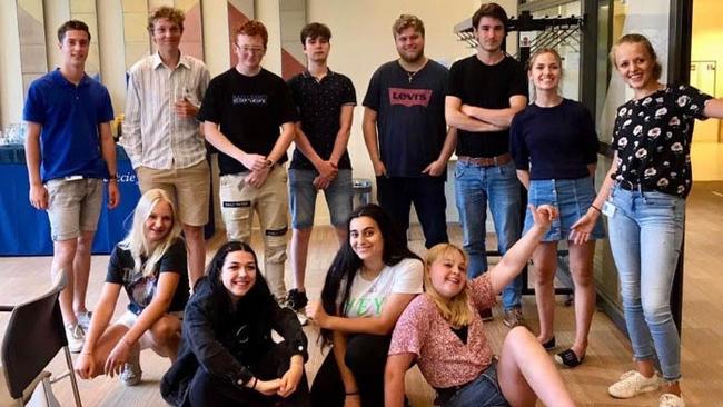 Drents parlement neemt stem van jongeren serieus en steunt Jongerenadviesraad