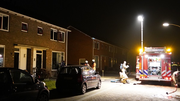 Brand in meterkast veroorzaakt veel rook (video)