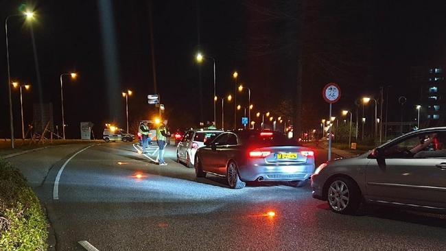 Politie deelt elf bekeuringen uit tijdens verkeerscontrole in Meppel