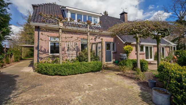 Te koop in Drenthe: Vrijstaand huis met verwarmd buiten zwembad en eigen wellnessruimte met sauna