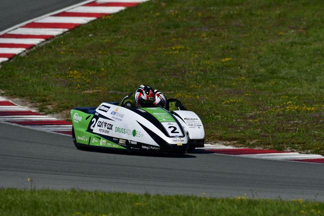 Tweemaal achtste plek voor Drugsadvies Sidecarshop Racing in eerste WK races 2021