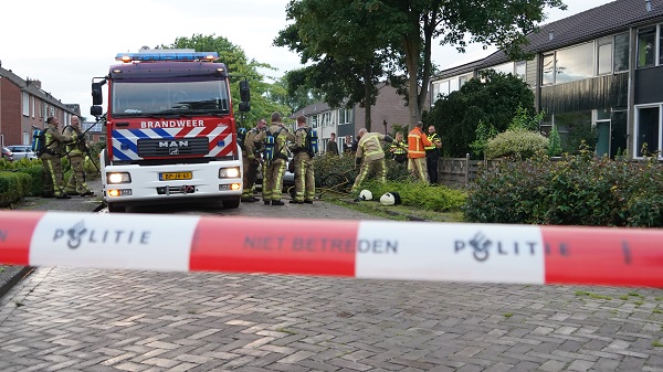Brandweer Smilde, Assen en Norg rukken uit voor brand in Bovensmilde (video)