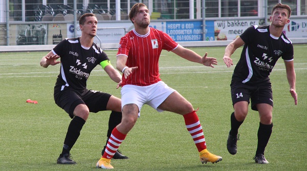 Hoogeveen zondag wint in blessuretijd van RKAVV (video)