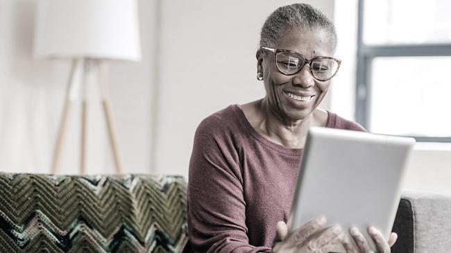 Bibliotheek Hoogeveen helpt bij het verbeteren van digitale vaardigheden