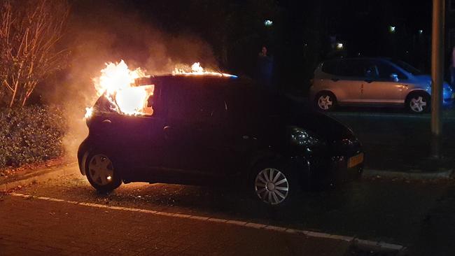 Opnieuw auto in Hoogeveen uitgebrand (Video)