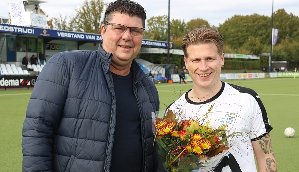 Honderd officiÃ«le wedstrijden Joy Eising bij VV Hoogeveen