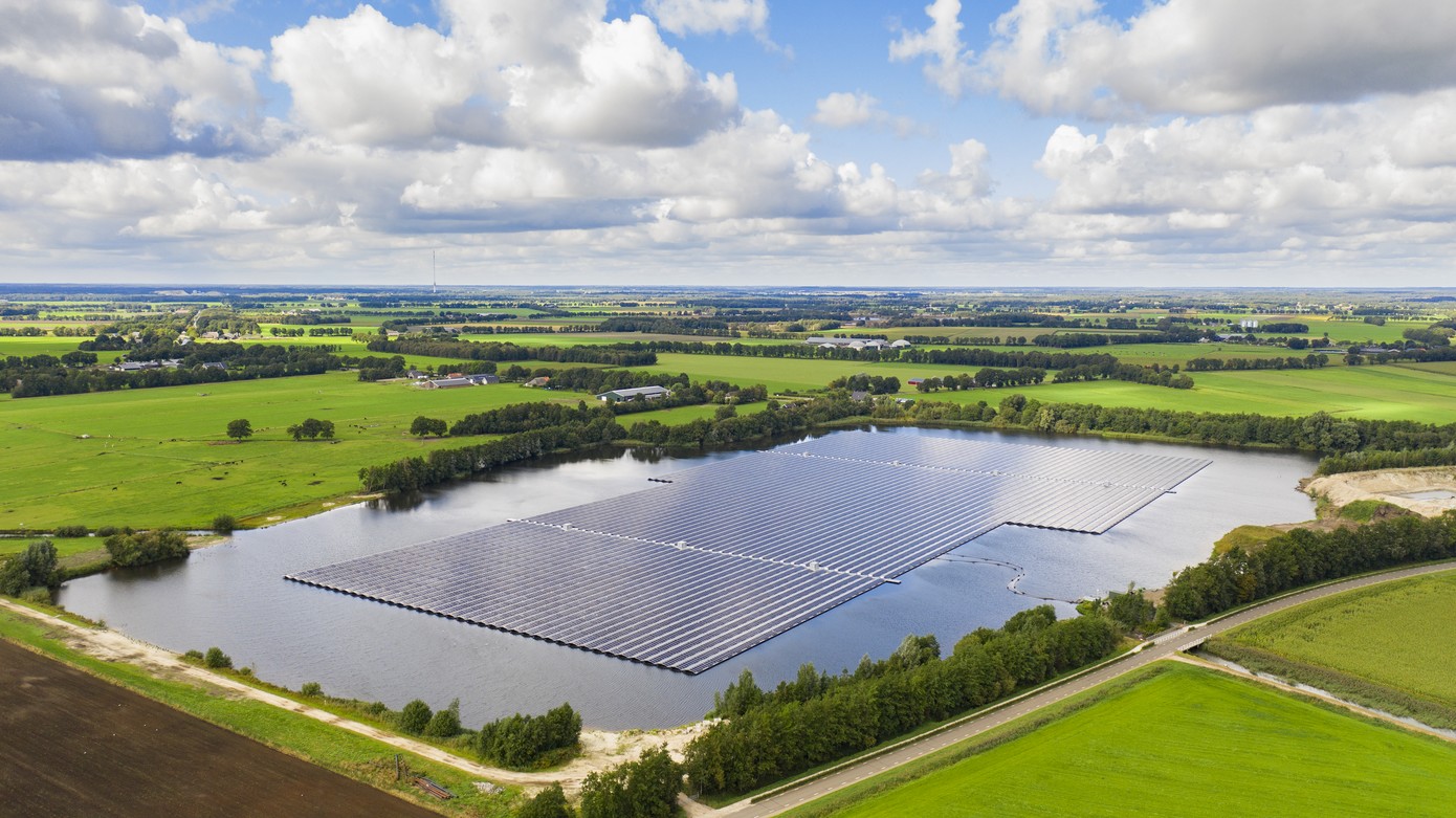 Drijvend zonnepark op de Mussels in Beilen nu in handen van nieuwe, lokale eigenaren